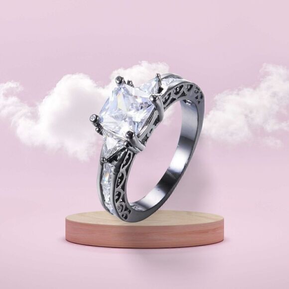 Size 9 Square Cut White Zircon Princess Style Ring for special gift New - Picture 3 of 12